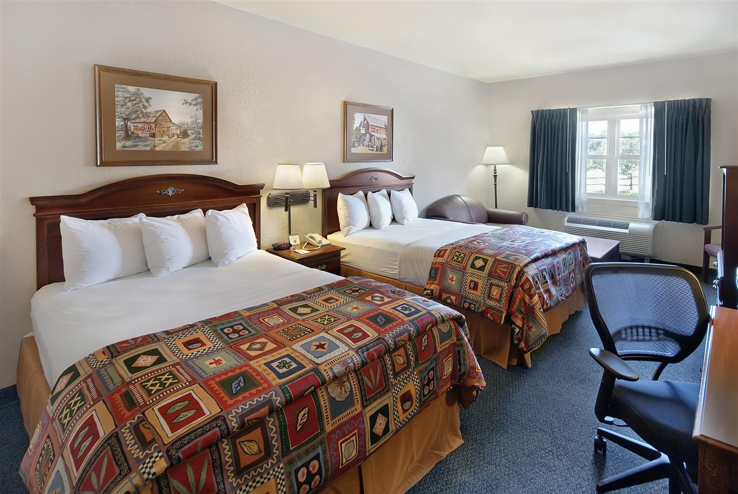 Best Western Plus Fredericksburg Exterior photo